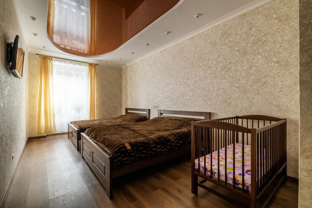 Kyivska Apartments Lviv Exterior photo