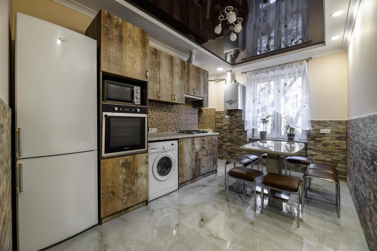 Kyivska Apartments Lviv Exterior photo